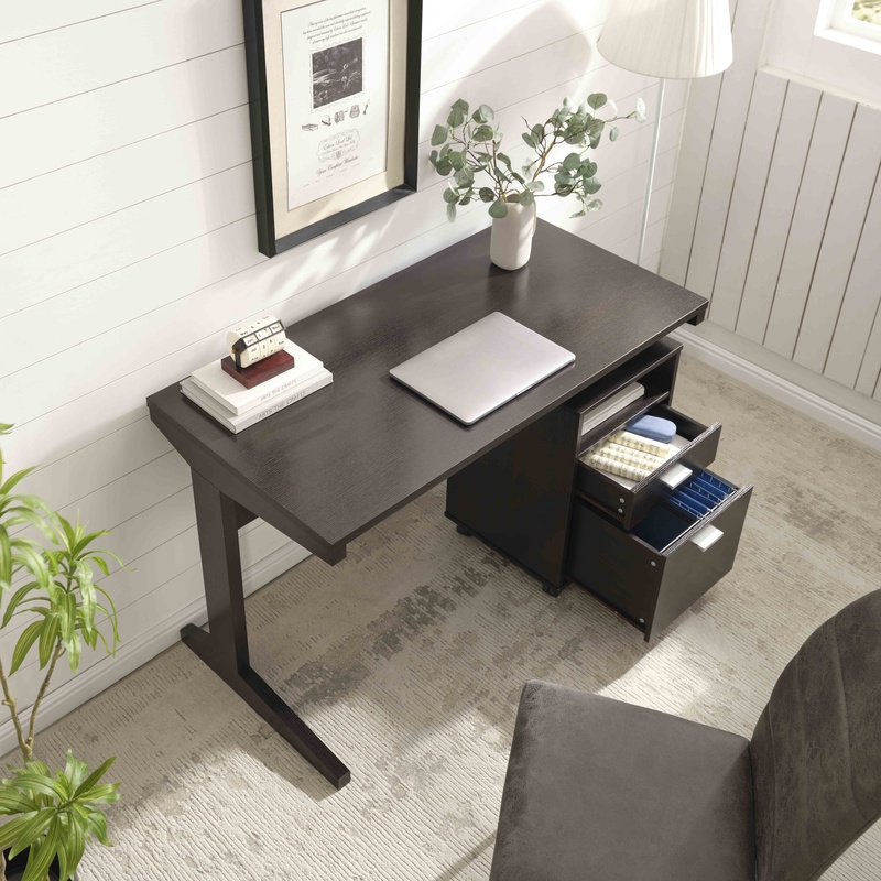 Home Office Desk with Modesty  - Home Office With Two Desks reseña y precio